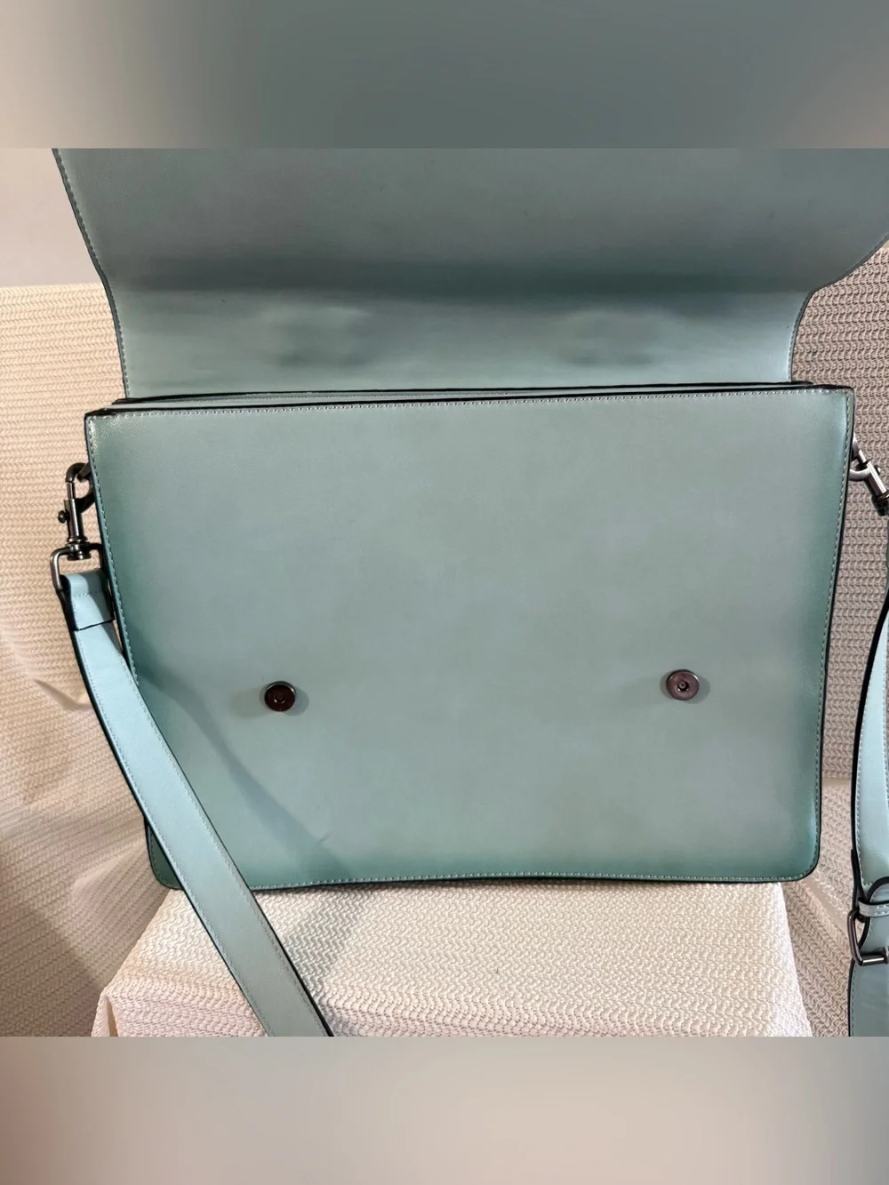 Simply Noelle light blue laptop briefcase messenger bag 16 inch